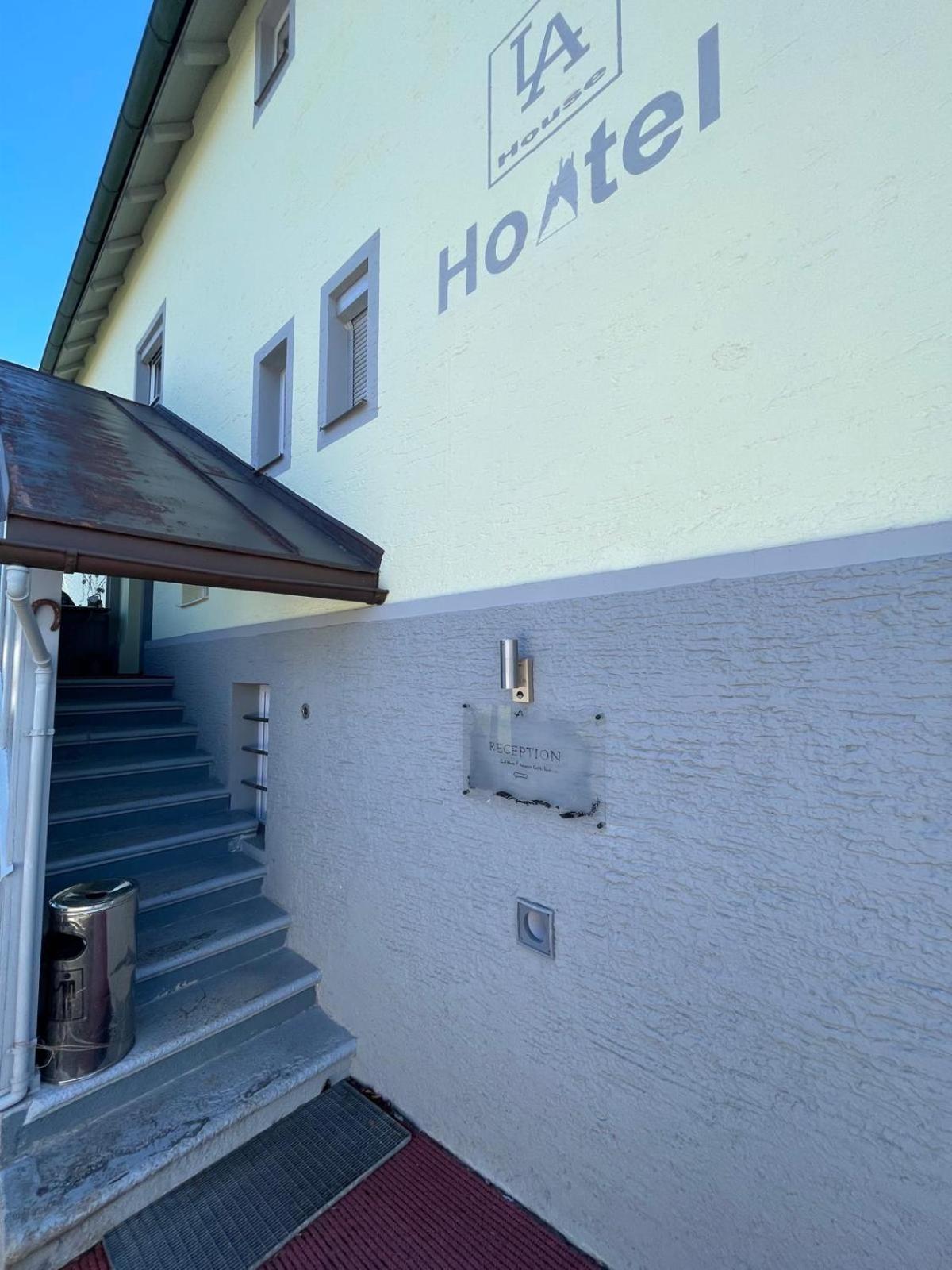 House La Neuschwanstein Blick - Budget City Hotel Fussen Luaran gambar