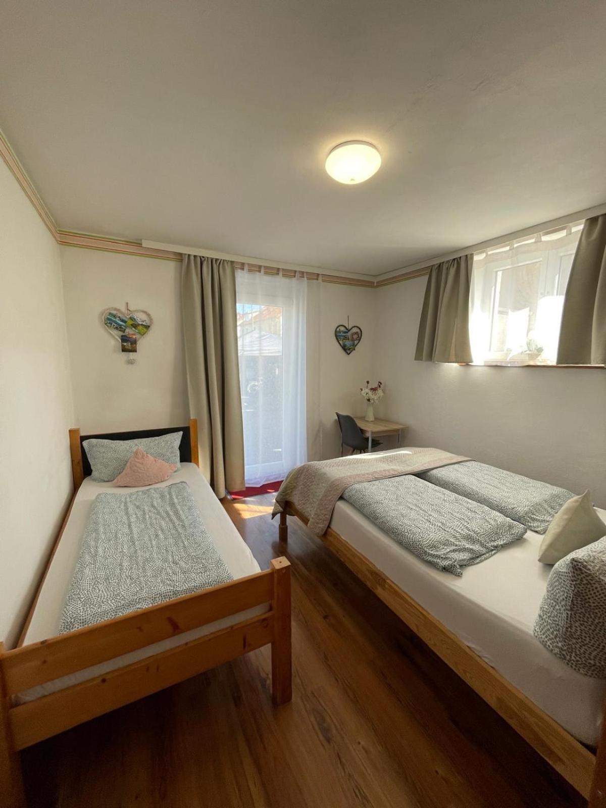 House La Neuschwanstein Blick - Budget City Hotel Fussen Luaran gambar