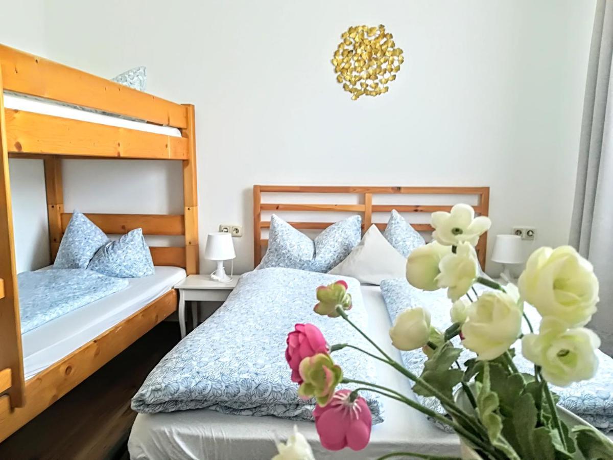 House La Neuschwanstein Blick - Budget City Hotel Fussen Luaran gambar